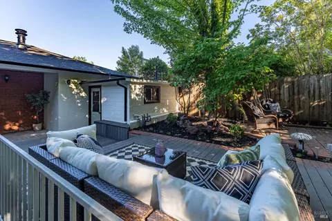 Exterior - 744 S Spring St, Ukiah, CA 95482 photo 13 of 15