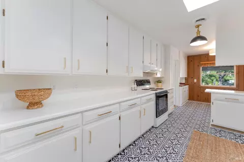 Kitchen - 744 S Spring St, Ukiah, CA 95482 photo 3 of 3