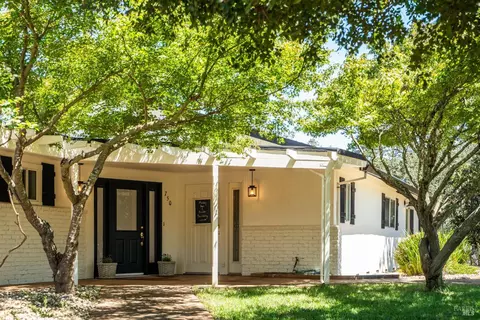 750 Deer Park Rd, Saint Helena, CA 94574
