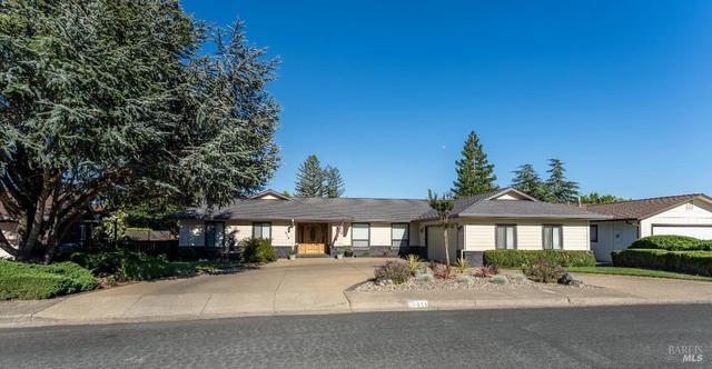 916 Fairway Ave, Ukiah, CA 95482