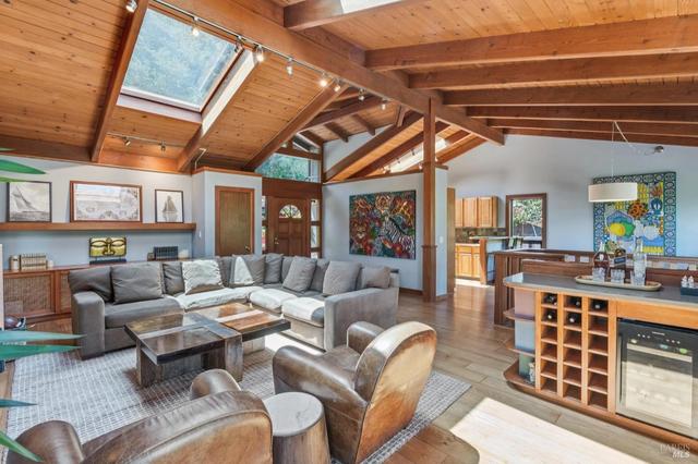 400 Laverne Ave, Mill Valley, CA 94941
