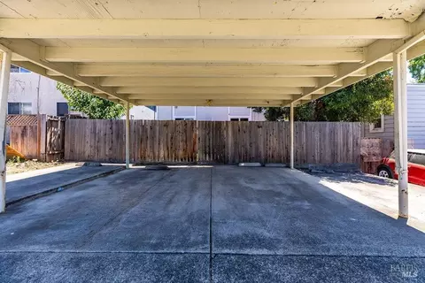 Exterior - 620 Capitol St, Vallejo, CA 94590 photo 1 of 23