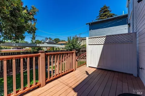 Exterior - 620 Capitol St, Vallejo, CA 94590 photo 2 of 23