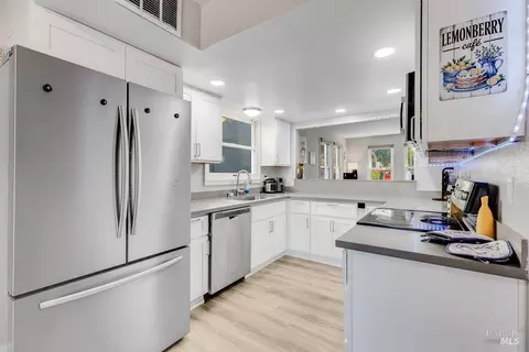 Kitchen - 620 Capitol St, Vallejo, CA 94590 photo 5 of 7
