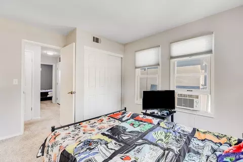 Bedroom - 620 Capitol St, Vallejo, CA 94590 photo 8 of 12