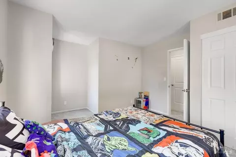 Bedroom - 620 Capitol St, Vallejo, CA 94590 photo 9 of 12