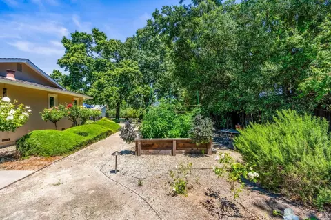 Exterior - 17201 Arnold Dr, Sonoma, CA 95476 photo 6 of 22