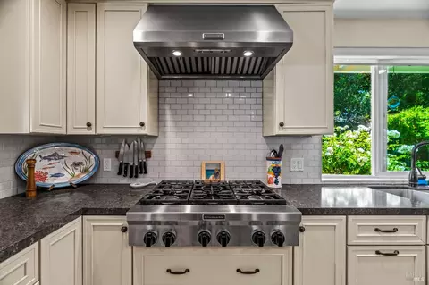 Kitchen - 17201 Arnold Dr, Sonoma, CA 95476 photo 3 of 4