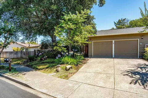 2668 Hidden Valley Ln, Napa, CA 94558