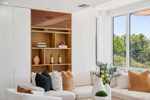 Living - 106 Walnut Ave, Corte Madera, CA 94925 photo 6 of 6