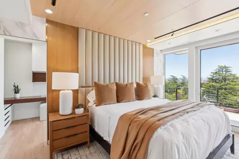 Bedroom - 106 Walnut Ave, Corte Madera, CA 94925 photo 3 of 11
