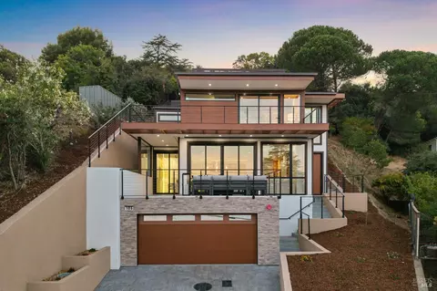 Exterior - 106 Walnut Ave, Corte Madera, CA 94925 photo 13 of 16