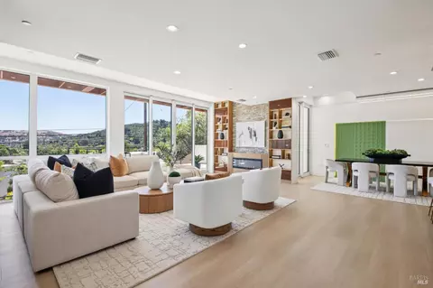 Living - 106 Walnut Ave, Corte Madera, CA 94925 photo 3 of 6