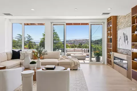 Living - 106 Walnut Ave, Corte Madera, CA 94925 photo 4 of 6