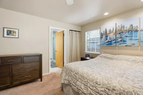 Bedroom - 1121 Maize Ct, Willits, CA 95490 photo 3 of 3