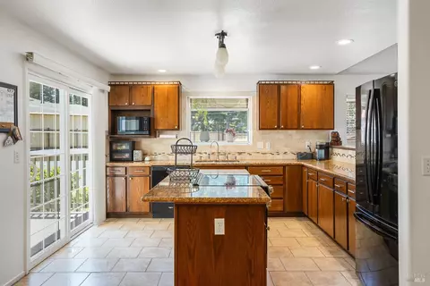Kitchen - 1121 Maize Ct, Willits, CA 95490 photo 1 of 3