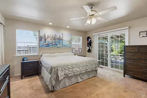 Bedroom - 1121 Maize Ct, Willits, CA 95490 photo 2 of 3