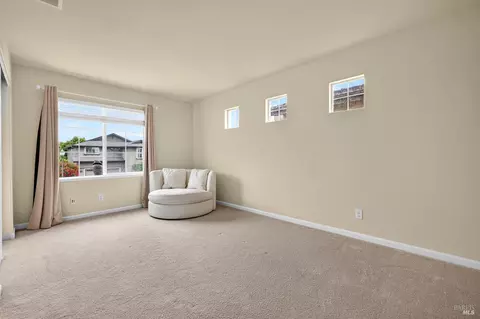 Bedroom - 1156 Mitchell Ln, Windsor, CA 95492 photo 4 of 7