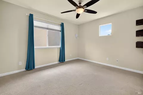 Bedroom - 1156 Mitchell Ln, Windsor, CA 95492 photo 6 of 7