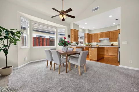 Dining - 1156 Mitchell Ln, Windsor, CA 95492 photo 1 of 2