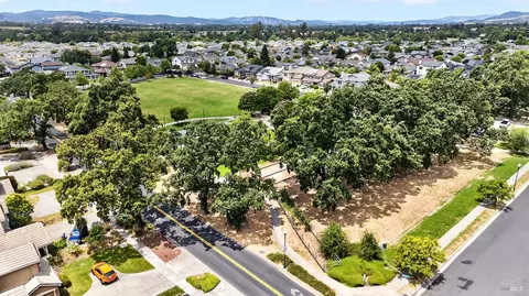 View/Area - 1156 Mitchell Ln, Windsor, CA 95492 photo 4 of 8