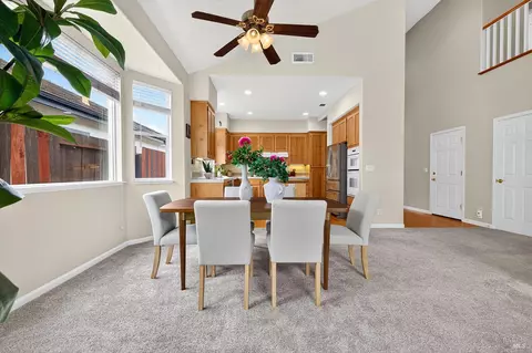 Dining - 1156 Mitchell Ln, Windsor, CA 95492 photo 2 of 2