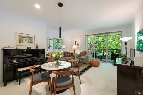 600 Deer Valley Rd #1G, San Rafael, CA 94903