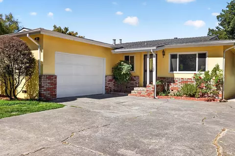 1102 Burbank Ave, Santa Rosa, CA 95407
