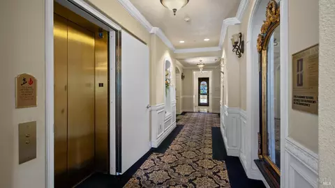 Entry Way - 1112 Sonata Dr, Vallejo, CA 94591 photo 3 of 5