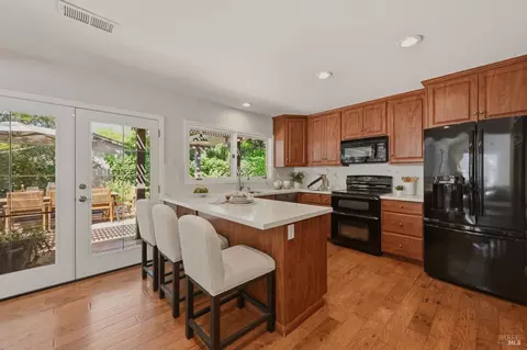 1076 Stonybrook Dr, Napa, CA 94558 photo 10