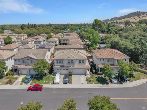 View/Area - 1158 Tocia Ave, Vacaville, CA 95687 photo 5 of 6