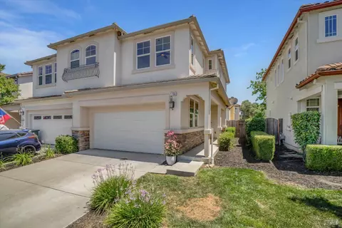 Exterior - 1158 Tocia Ave, Vacaville, CA 95687 photo 5 of 7