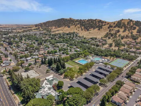 View/Area - 1158 Tocia Ave, Vacaville, CA 95687 photo 1 of 6