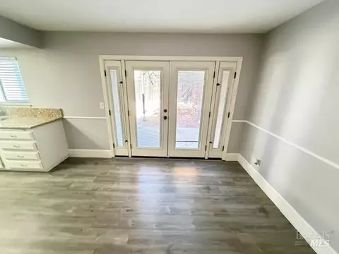 Dining - 130 Vail Ct, Vacaville, CA 95687 photo 1 of 2