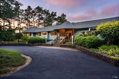 1315 Ferguson Rd, Sebastopol, CA 95472