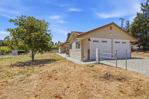 Exterior - 397 W Railroad Ave, Cotati, CA 94931 photo 4 of 16