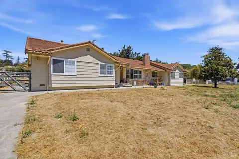 Exterior - 397 W Railroad Ave, Cotati, CA 94931 photo 3 of 16