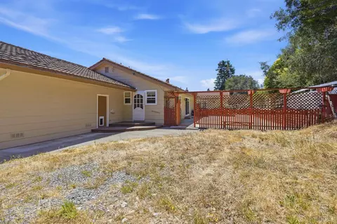 Exterior - 397 W Railroad Ave, Cotati, CA 94931 photo 8 of 16