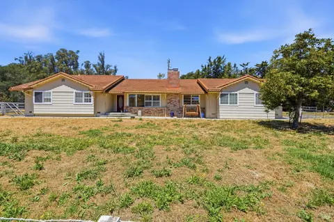 Exterior - 397 W Railroad Ave, Cotati, CA 94931 photo 2 of 16