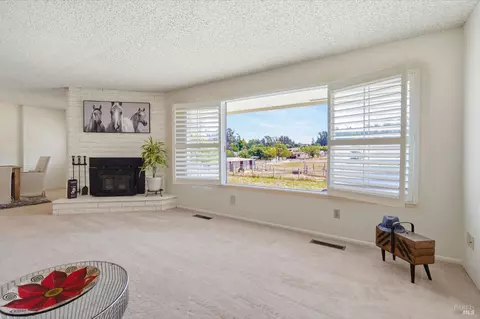 Living - 397 W Railroad Ave, Cotati, CA 94931 photo 2 of 3