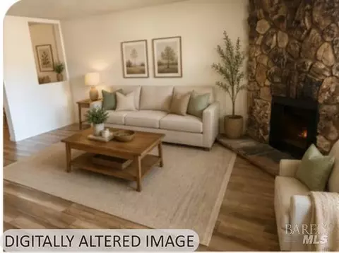 1064 Eleanor Ave, Rohnert Park, CA 94928