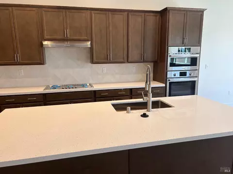 901 Baker Cir, Oakley, CA 94561 photo 4