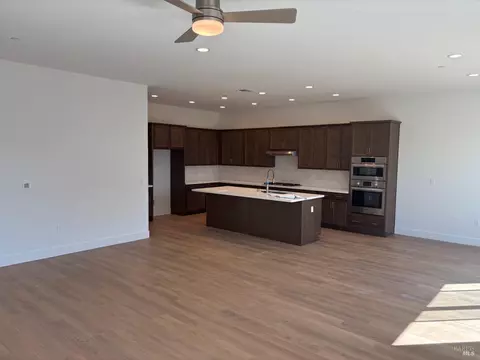 901 Baker Cir, Oakley, CA 94561 photo 2
