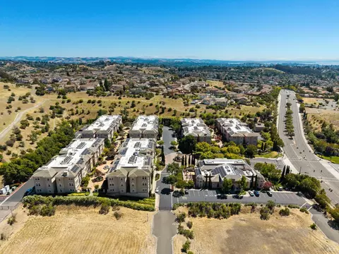 1215 Symphony Way, Vallejo, CA 94591 photo 32