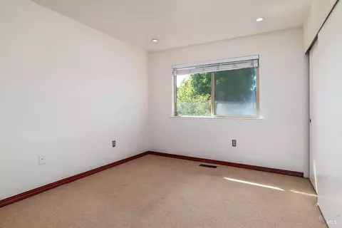 Bedroom - 727 Alice St, Novato, CA 94945 photo 2 of 2
