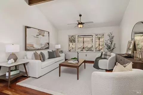 Living - 727 Alice St, Novato, CA 94945 photo 1 of 2