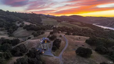 13451 Rockpile Rd, Healdsburg, CA 95448