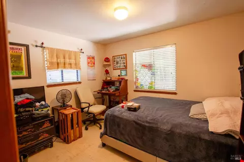 Bedroom - 25071 Goose Ln, Willits, CA 95490 photo 1 of 1