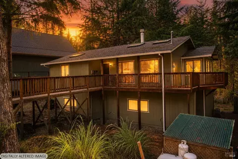 25071 Goose Ln, Willits, CA 95490