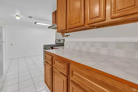 1001 Highland Ave, Vallejo, CA 94590 photo 8